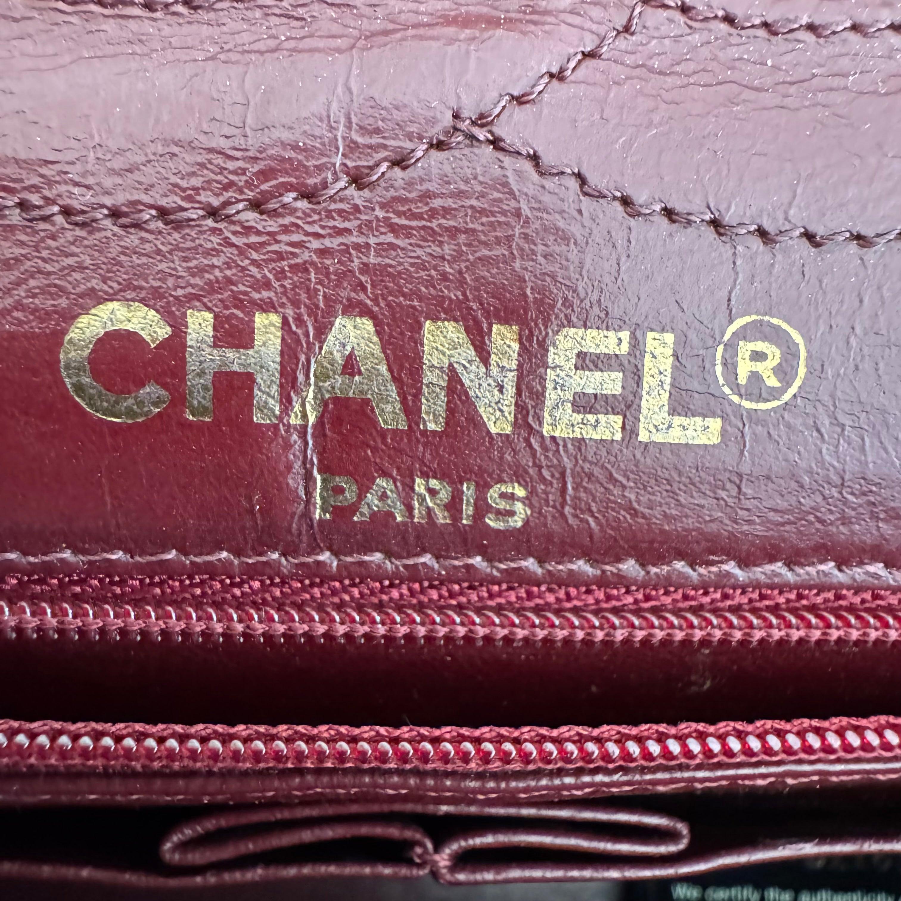 Chanel Classic Flap Vintage Black Lambskin Leather with Bi-color Hardware For Sale 16