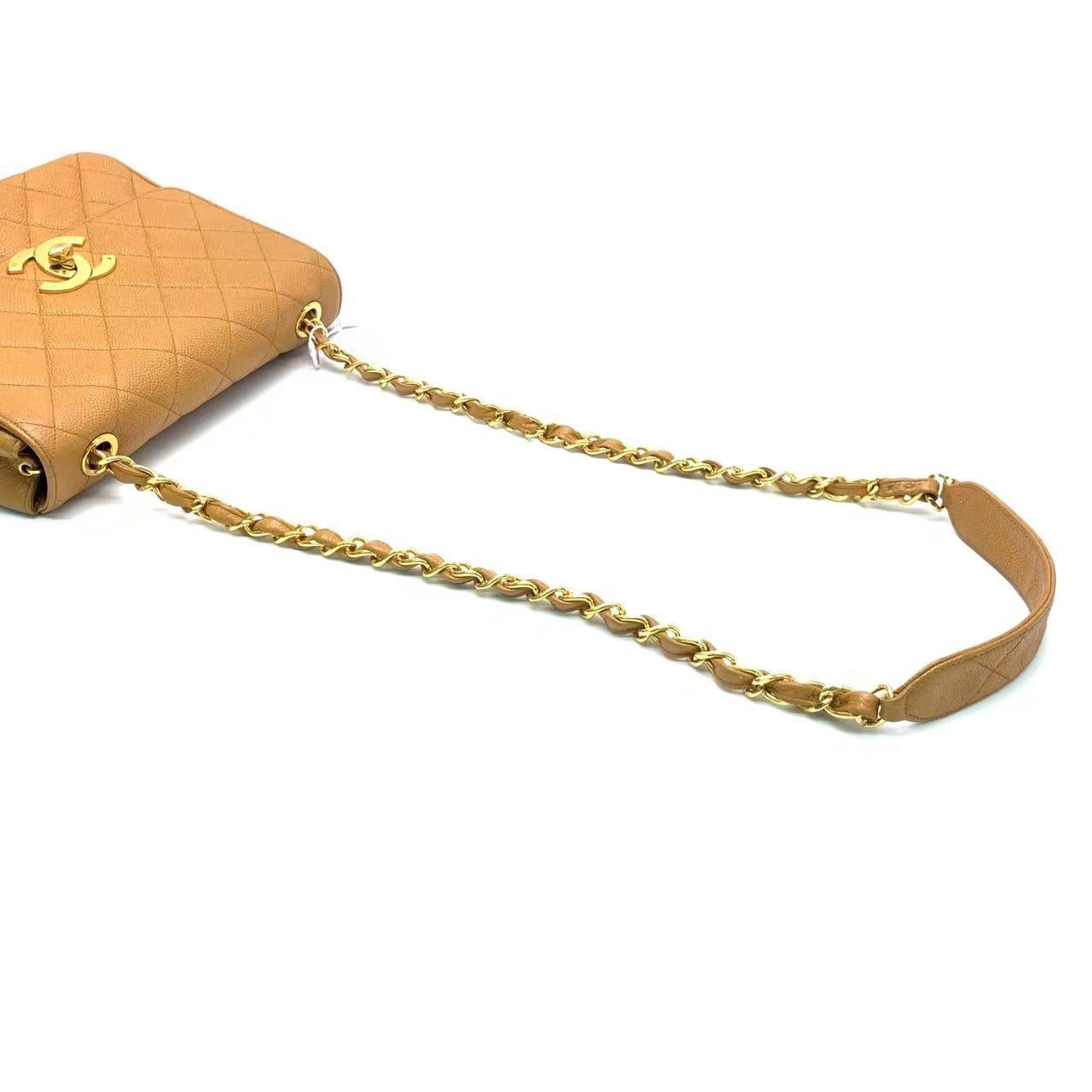 Chanel Classic Flap Vintage Camel Caviar Leather 24k Gold Plated Big CC Logo For Sale 2
