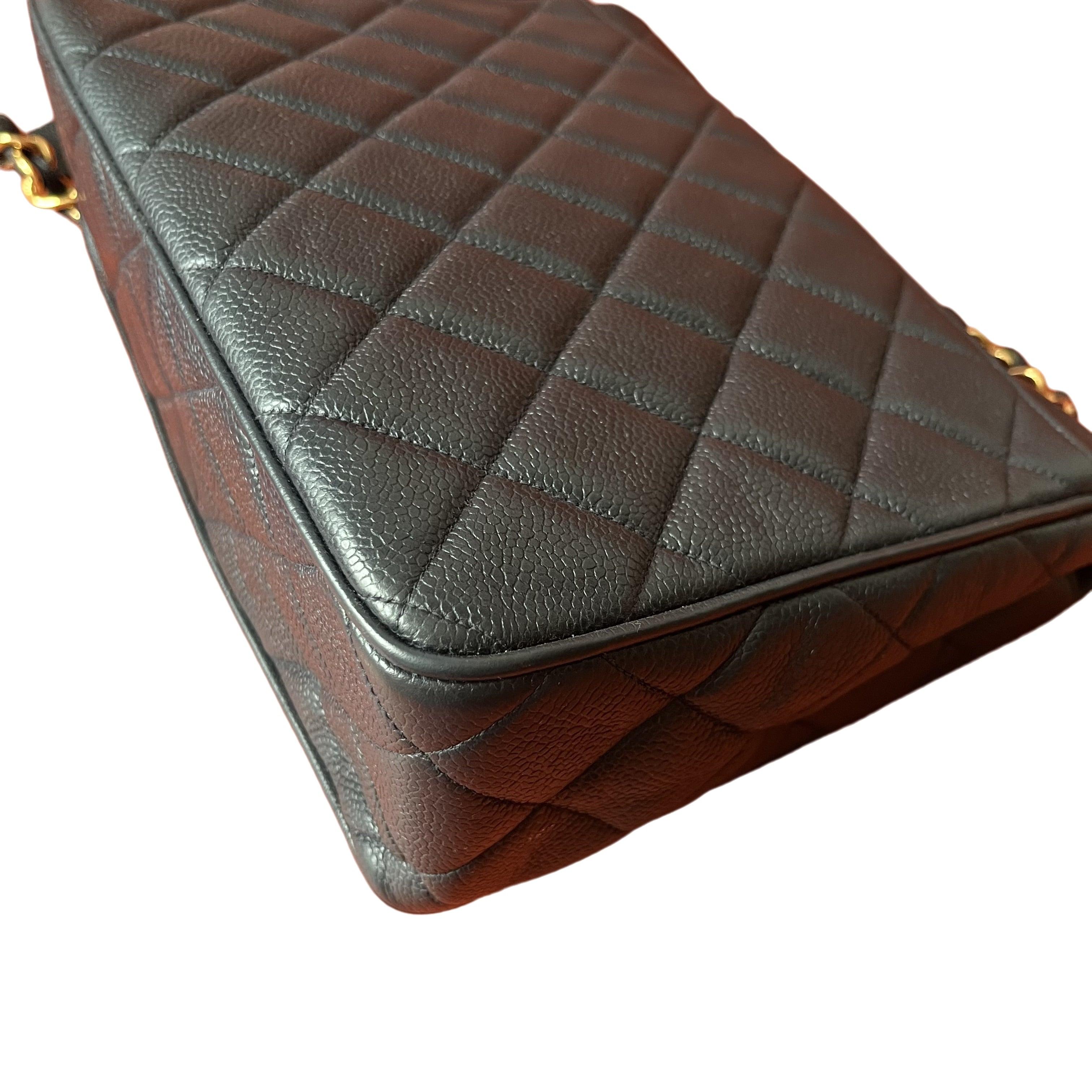 Chanel Classic Flap Vintage Caviar Leather 24k Gold Plated CC Logo, 1994-96 5