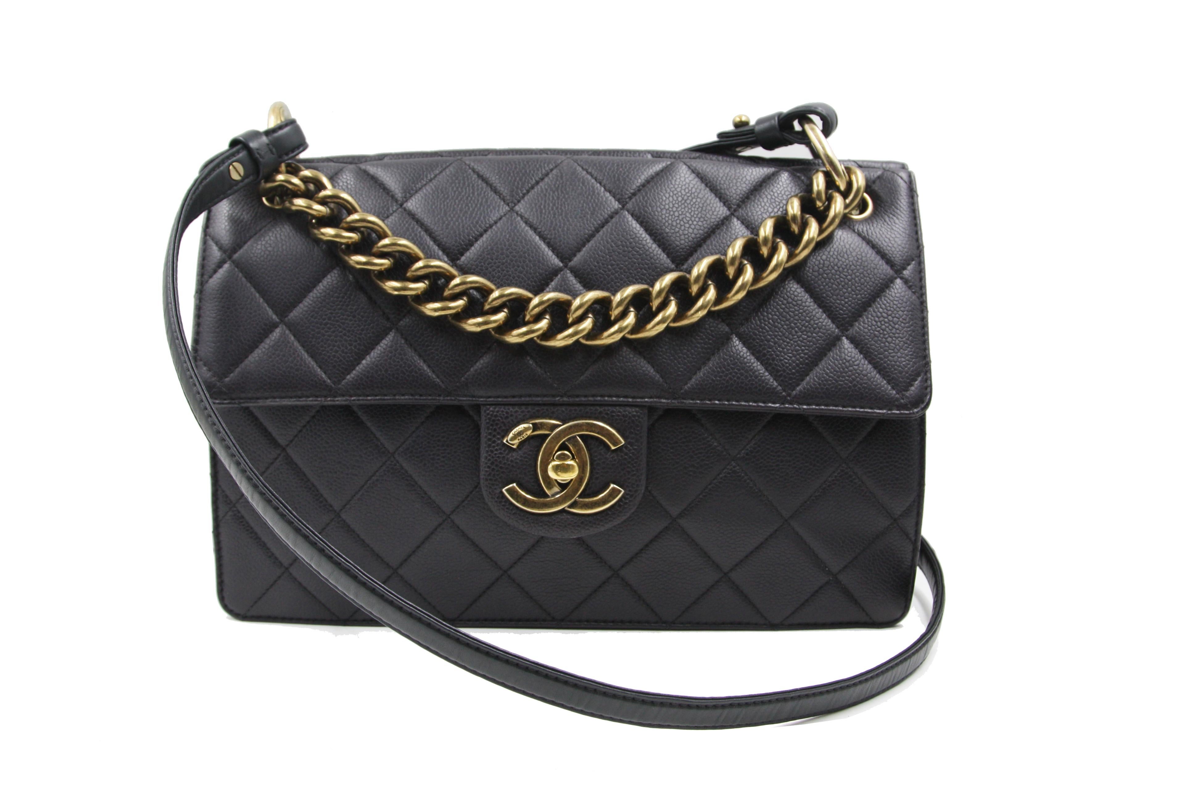 The Classic Handbag is an icon that has turned heads for more than half a century, earning a legendary reputation in the history of fashion.

A small, functional and perfectly proportioned masterpiece by Mademoiselle Chanel, the classic handbag