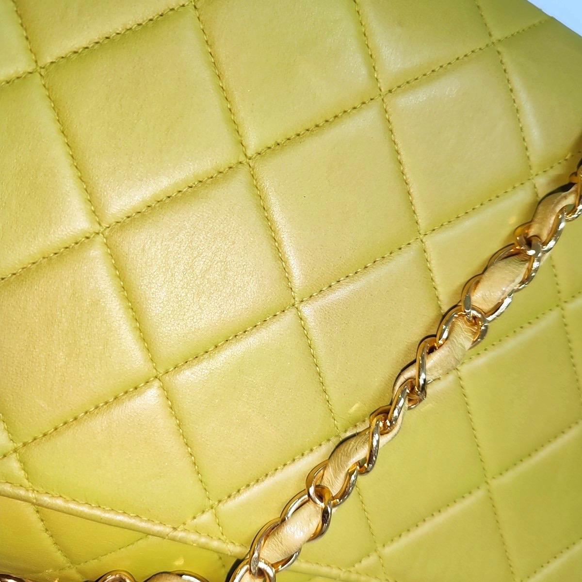 Chanel Classic Flap Vintage Light Yellow Green Lambskin Leather with 24k GHW For Sale 9