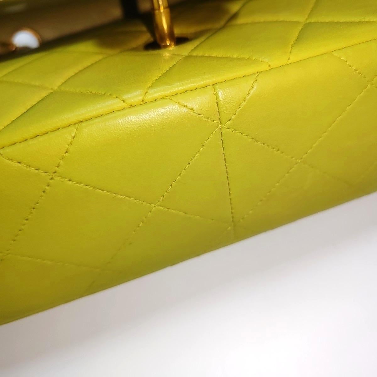 Chanel Classic Flap Vintage Light Yellow Green Lambskin Leather with 24k GHW For Sale 13