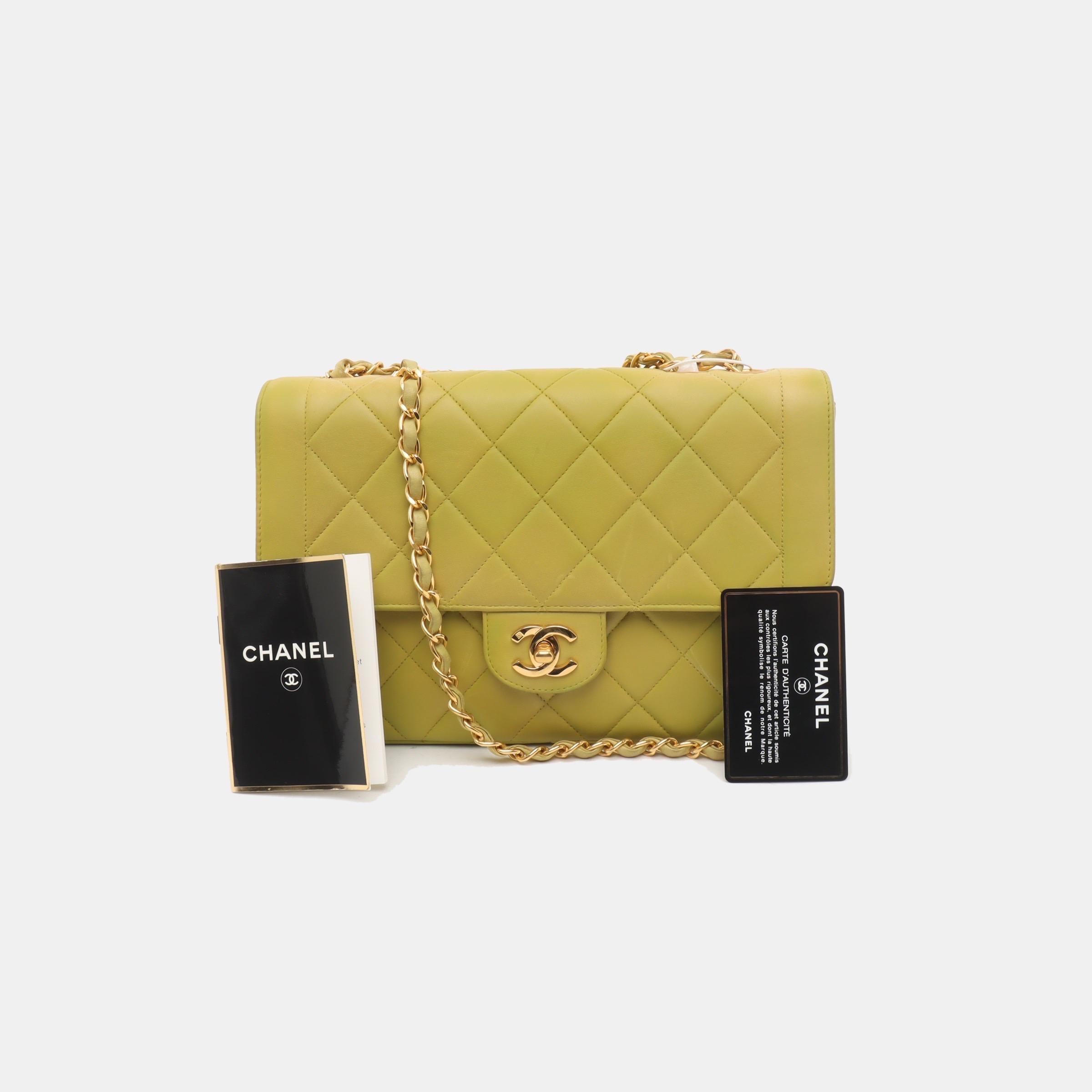 Chanel Classic Flap Vintage Light Yellow Green Lambskin Leather with 24k GHW For Sale 4