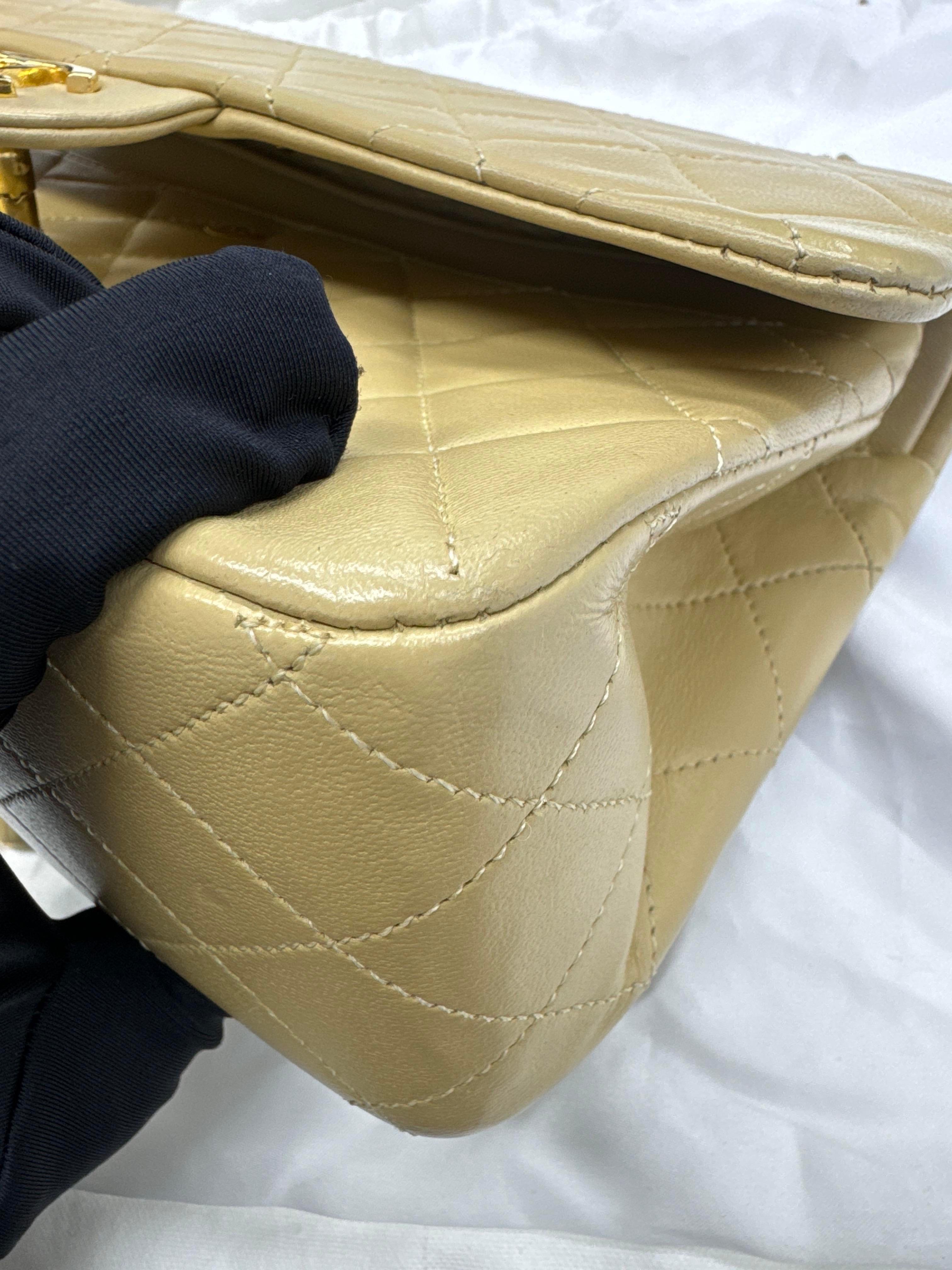 Chanel Classic Flap Vintage Medium Beige Lambskin with 24k Gold HW 1994-96 15