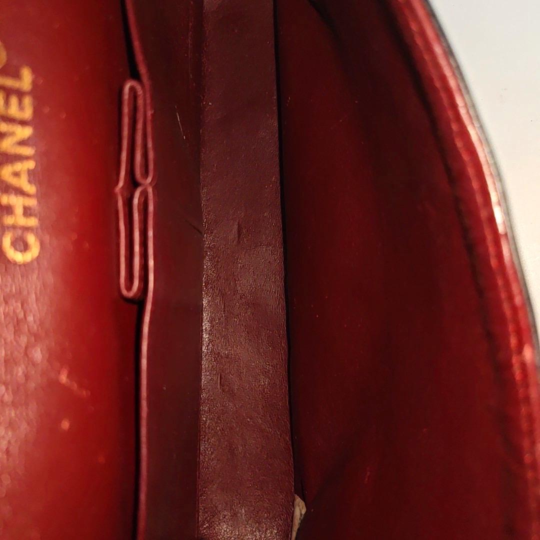 Chanel Classic Flap Vintage Mediano Piel de cordero negra con HW de oro de 24 quilates, 1994 7