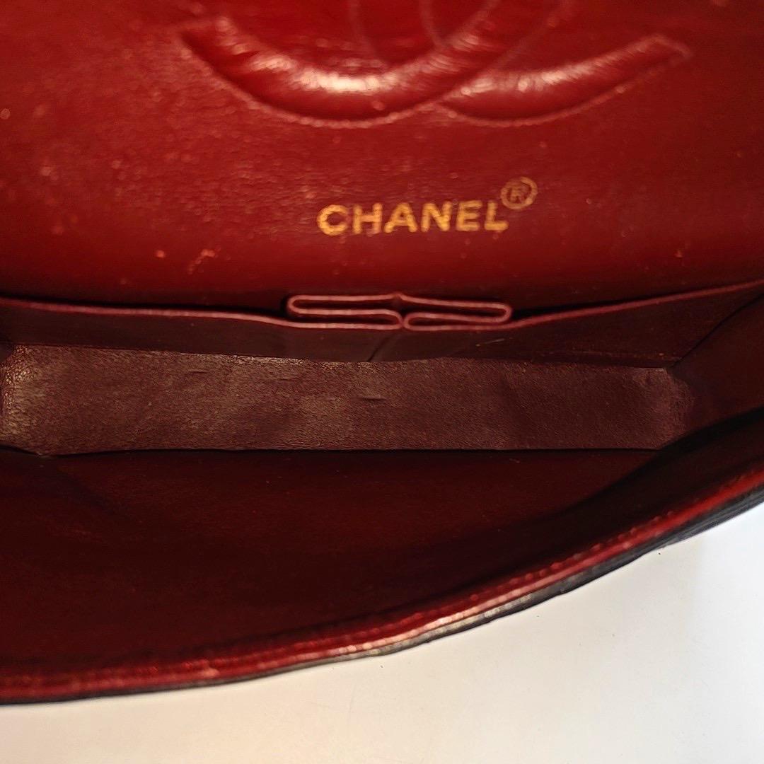 Chanel Classic Flap Vintage Medium Schwarzes Lammleder mit 24k Gold HW, 1994 im Angebot 4