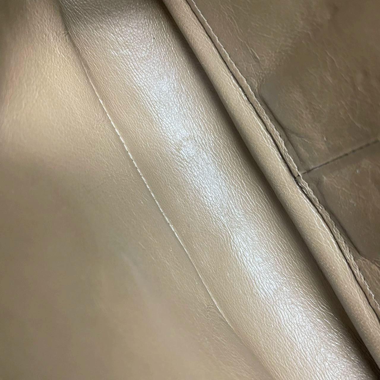 Chanel Classic Flap Vintage Medium Brown Suede Leather with 24k Gold HW, 1991-19 For Sale 5