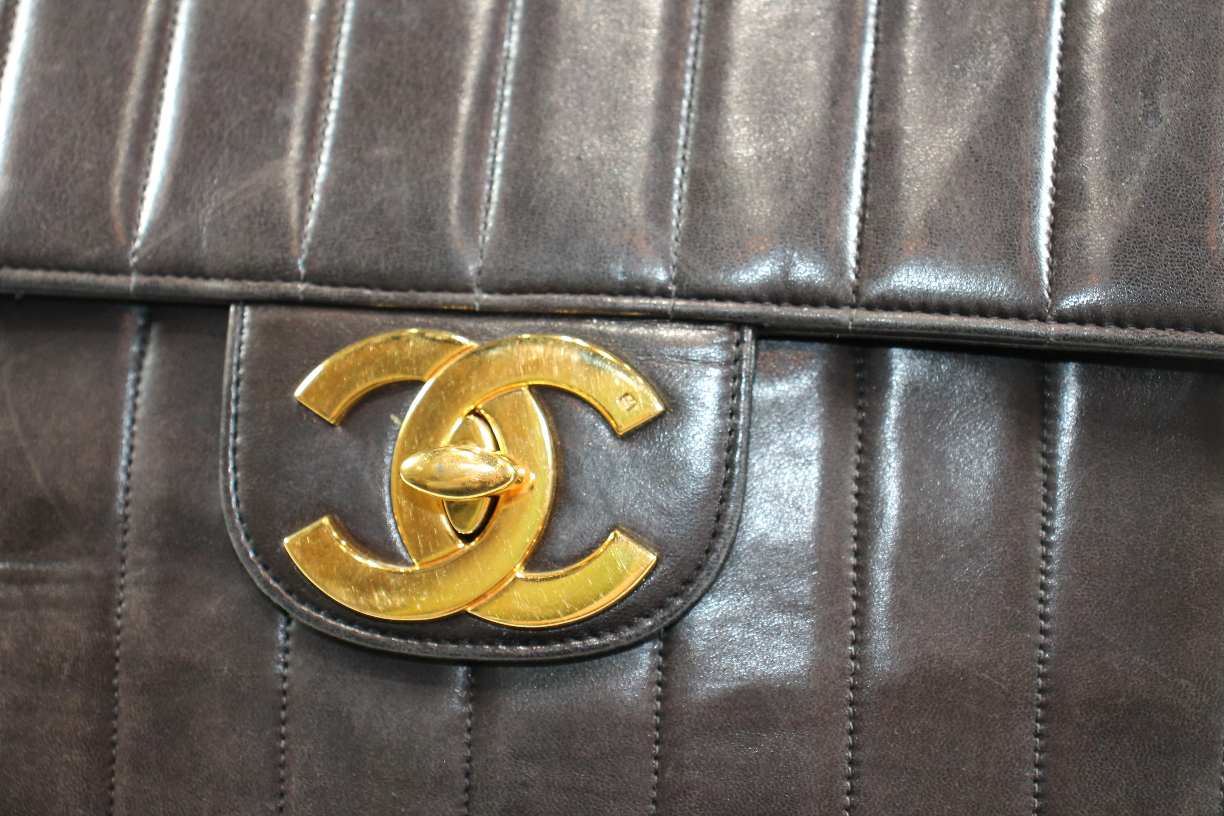 Chanel Classic Flap Vintage Vertical Quilt Jumbo Black Lambskin Leather Shoulder 4