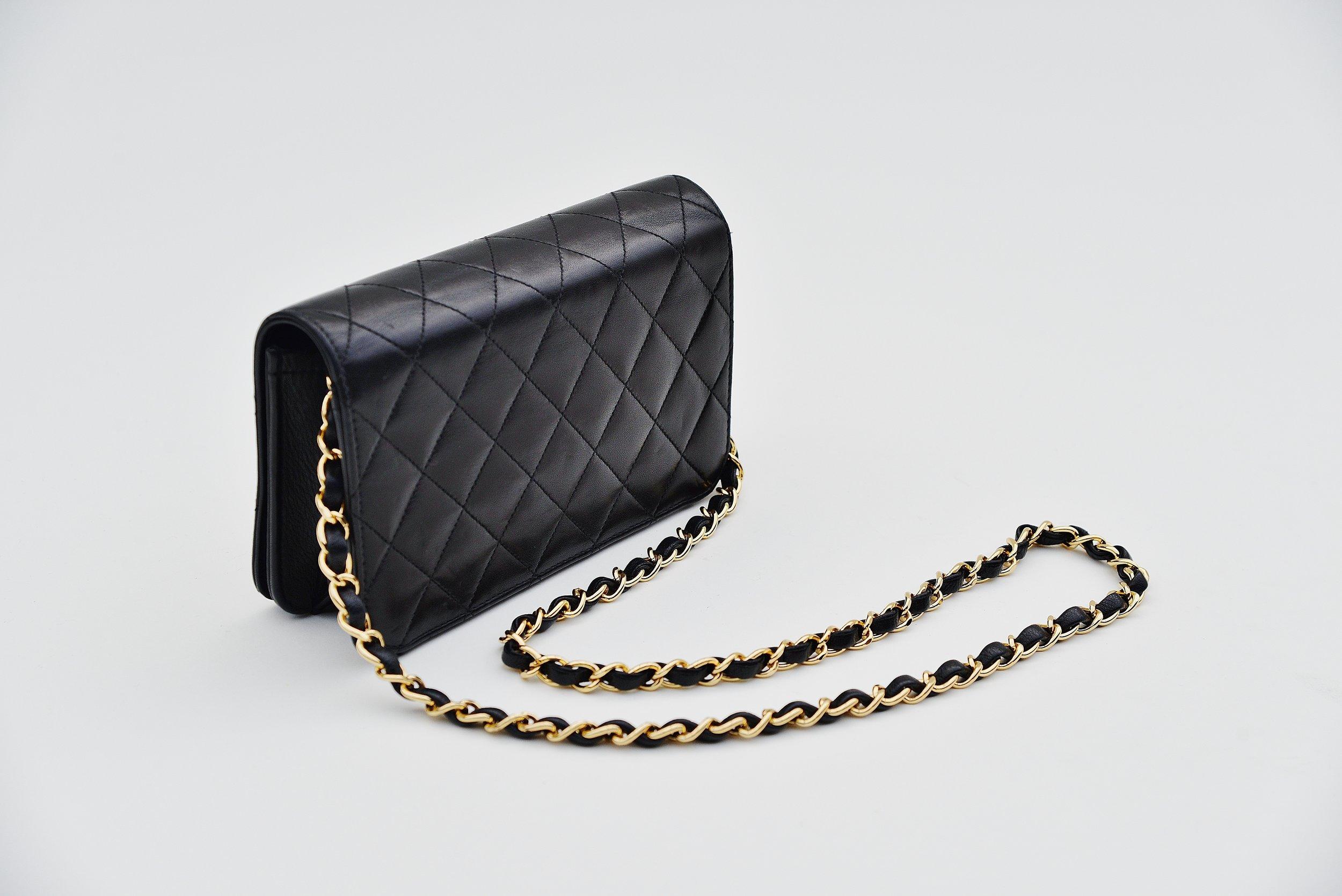 chanel tasche schwarz klein
