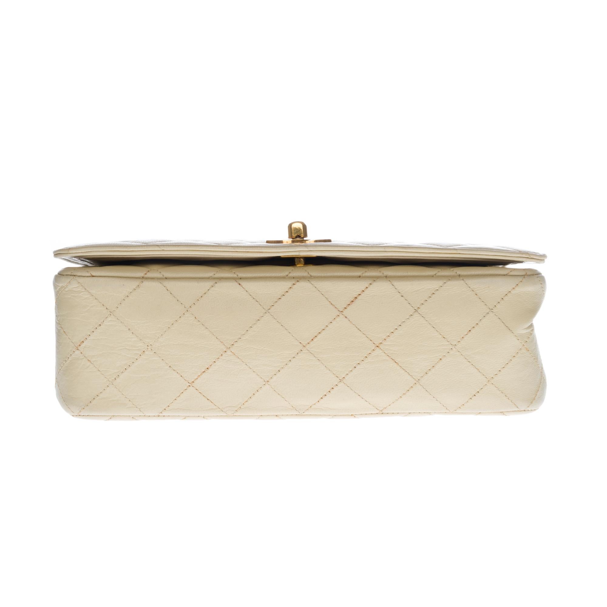 Chanel Classic Full Flap shoulder bag in beige quilted leather and GHW 1