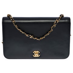 Chanel Classic Full Flap shoulder bag in black Calf leather and GHW