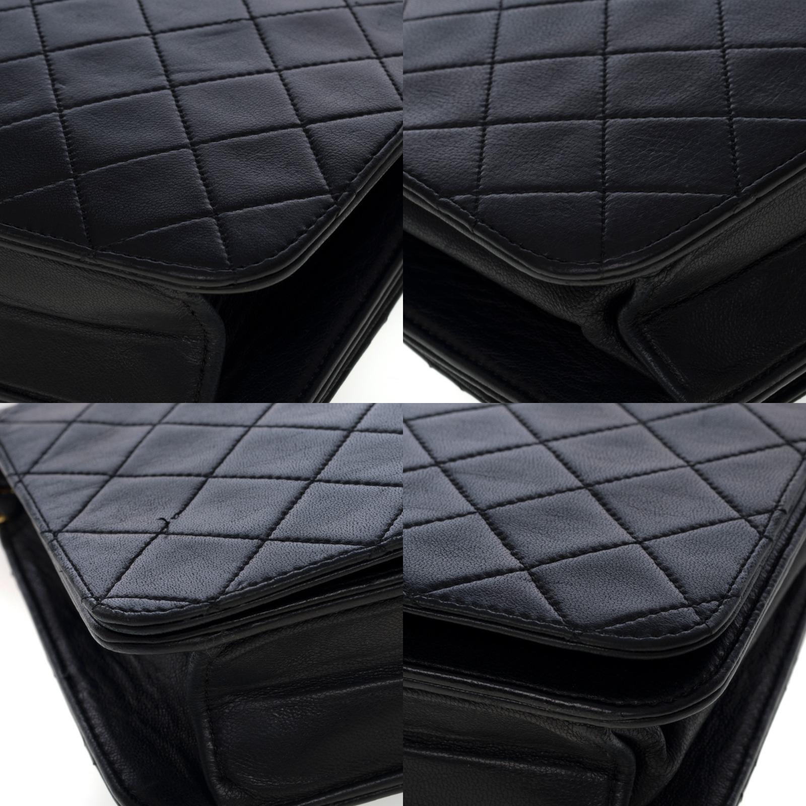 Chanel Classic Full Flap shoulder bag in black quilted lambskin leather, GHW 3