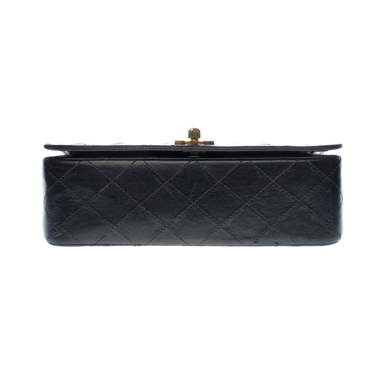 Chanel Classic Full Flap shoulder bag in black quilted leather and GHW For Sale 3