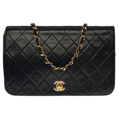 Chanel Classic Full Flap shoulder bag in black quilted leather and GHW