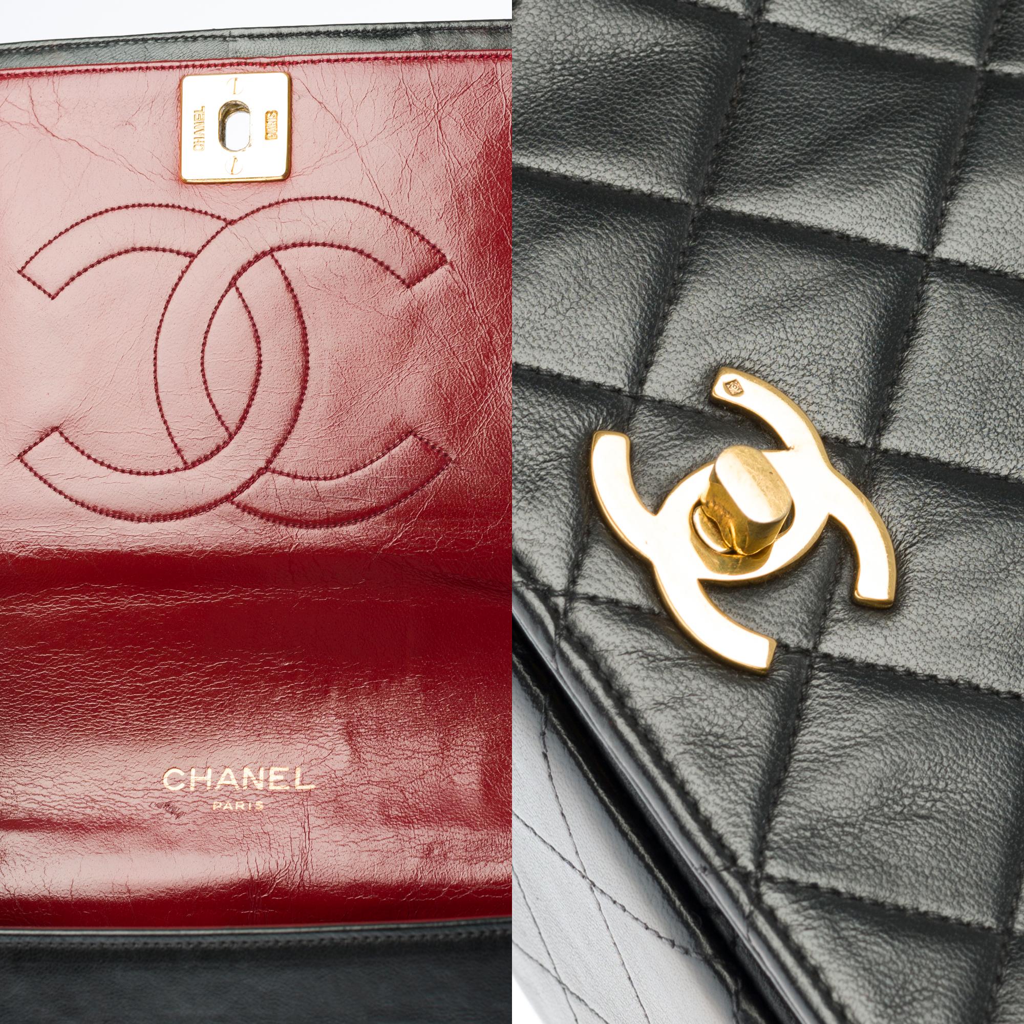 Women's Chanel Classic Full Flap shoulder bag in black quilted leather and gold hardware