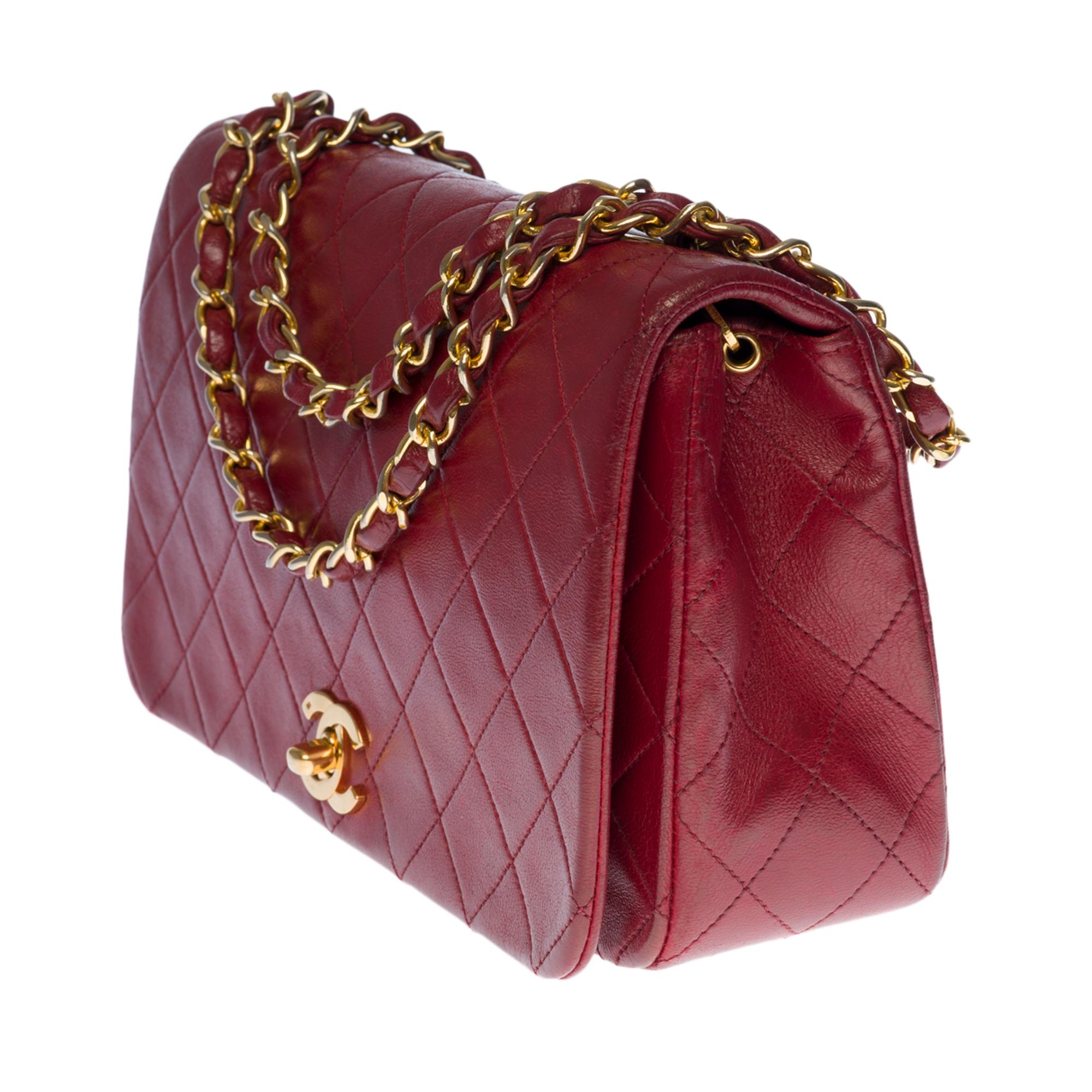 Chanel Classic Full Flap Umhängetasche aus weinrotem gestepptem Leder und GHW (Braun)