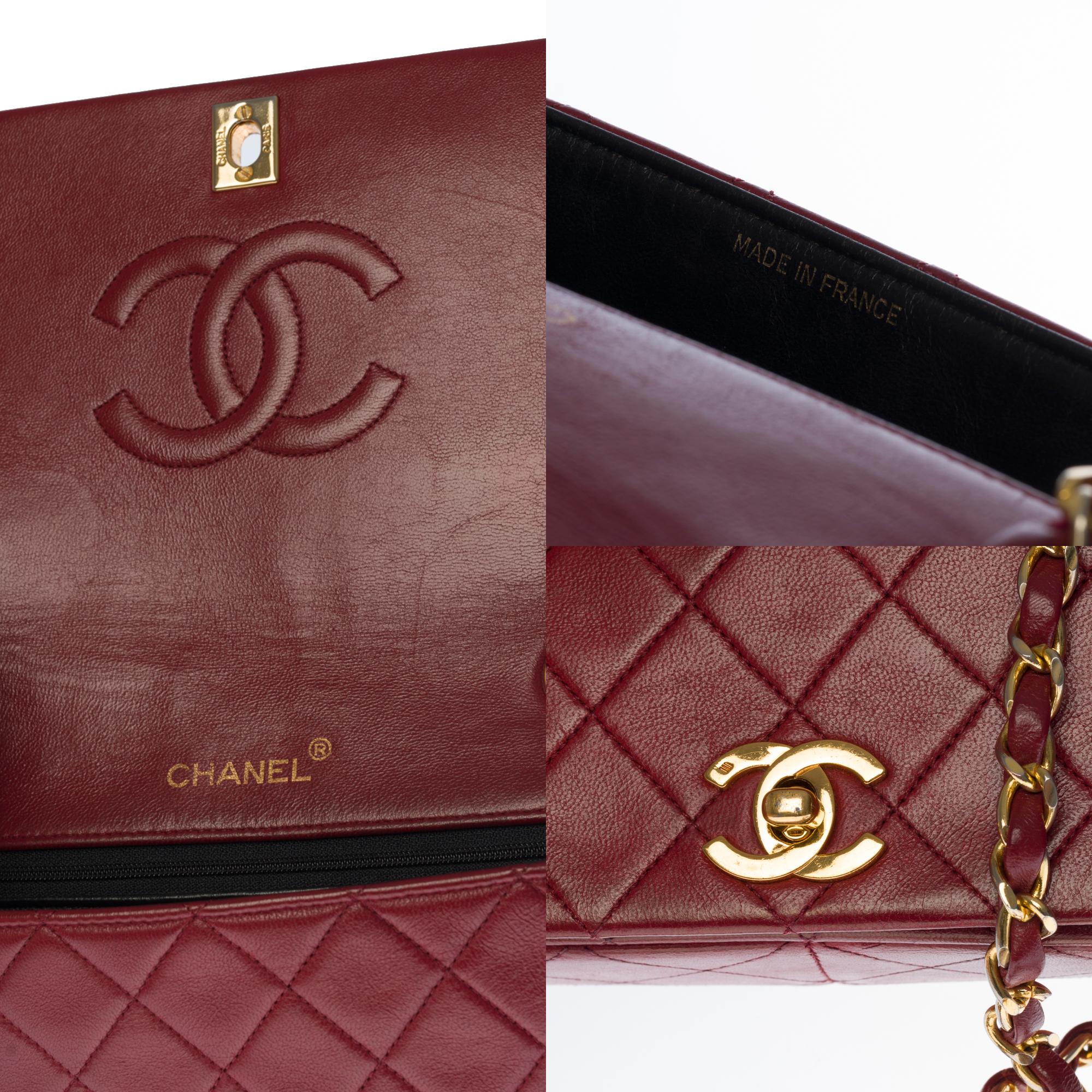 Chanel Classic Full Flap Umhängetasche aus weinrotem gestepptem Leder und GHW Damen