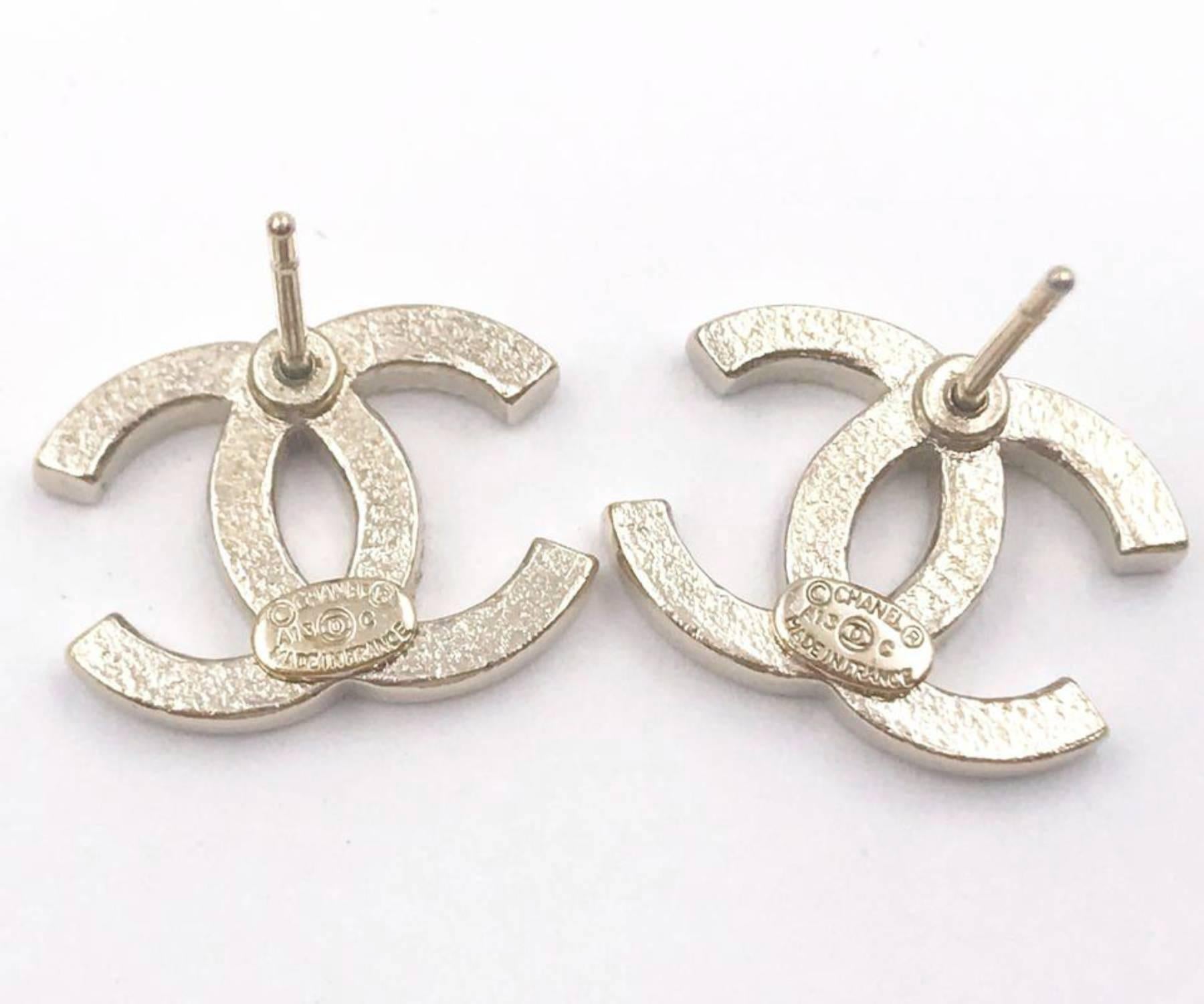 Chanel Classic Gold CC Crystal Moscova Piercing Earrings  In Excellent Condition In Pasadena, CA