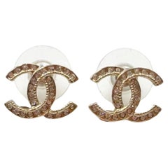 Chanel Klassisch Gold CC Kristall Ohrringe Piercing