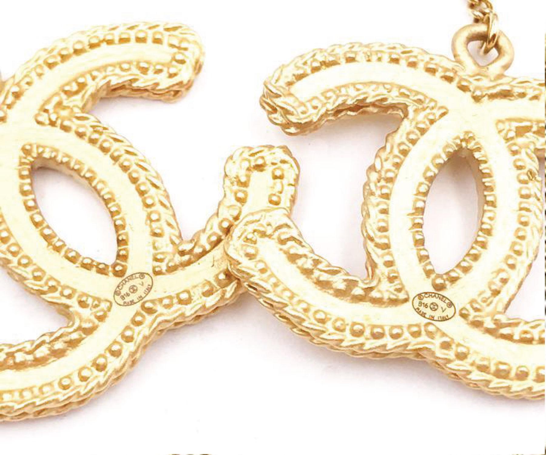 Artisan Chanel Classic Gold CC Dangle Piercing Earrings   For Sale