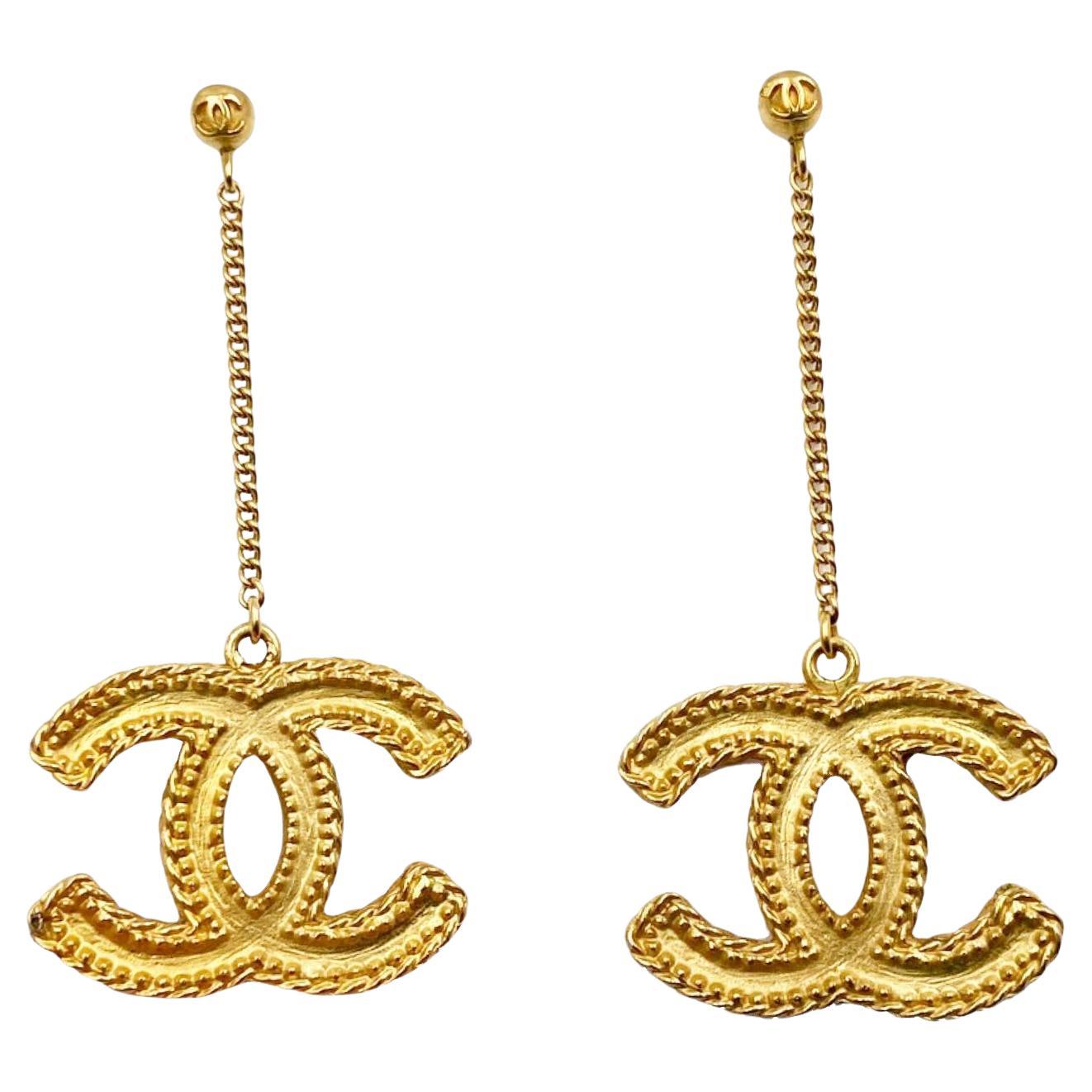 Chanel Classic Gold CC Dangle Piercing Earrings   For Sale