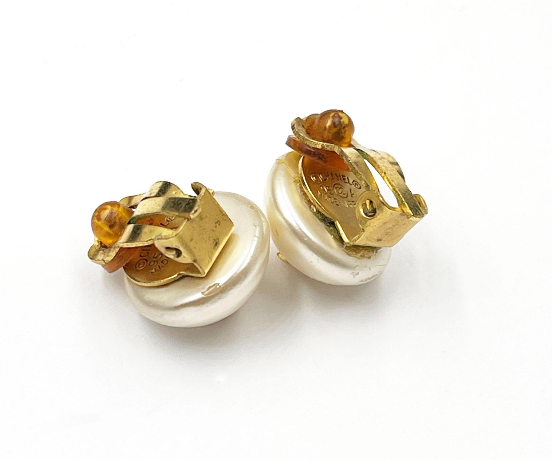 Women's Chanel Classic Gold Plated CC Small Pearl Clip on Earrings   For Sale