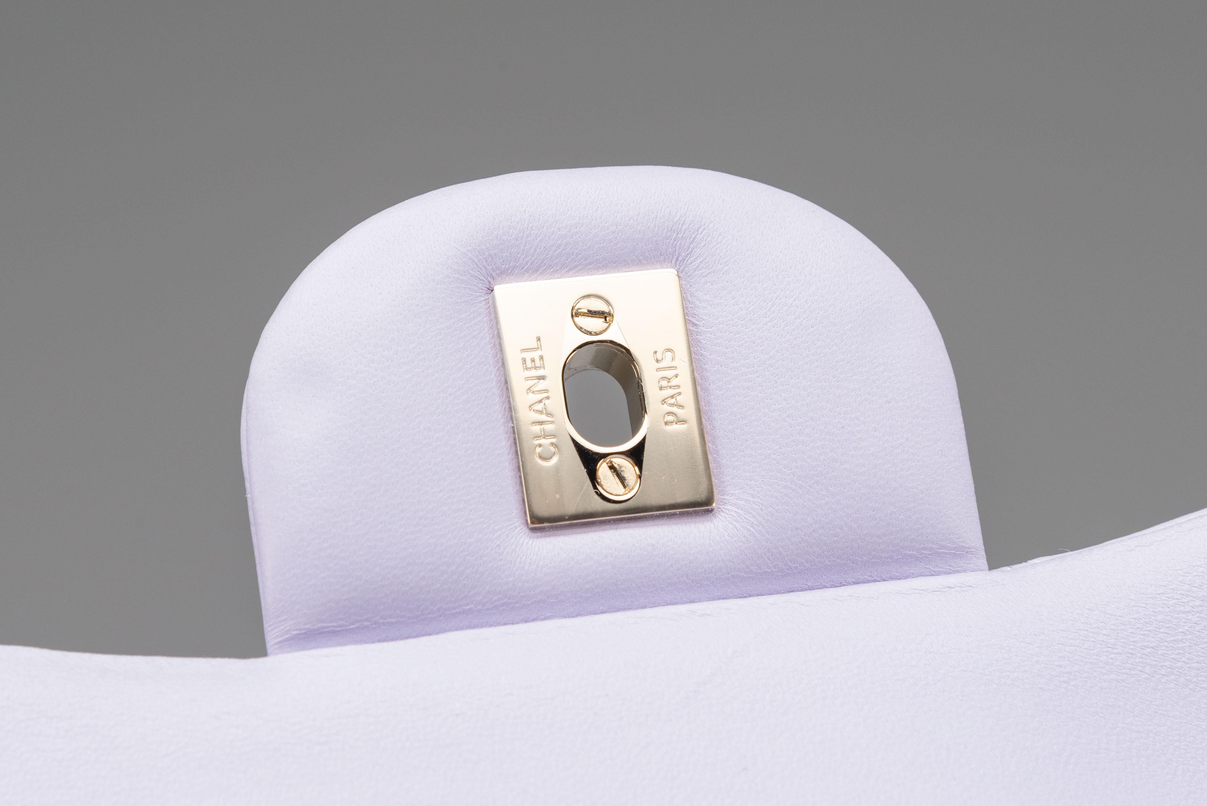 Chanel Classic Jumbo NEW Lambskin Lilac RARE Silver Hardware 9