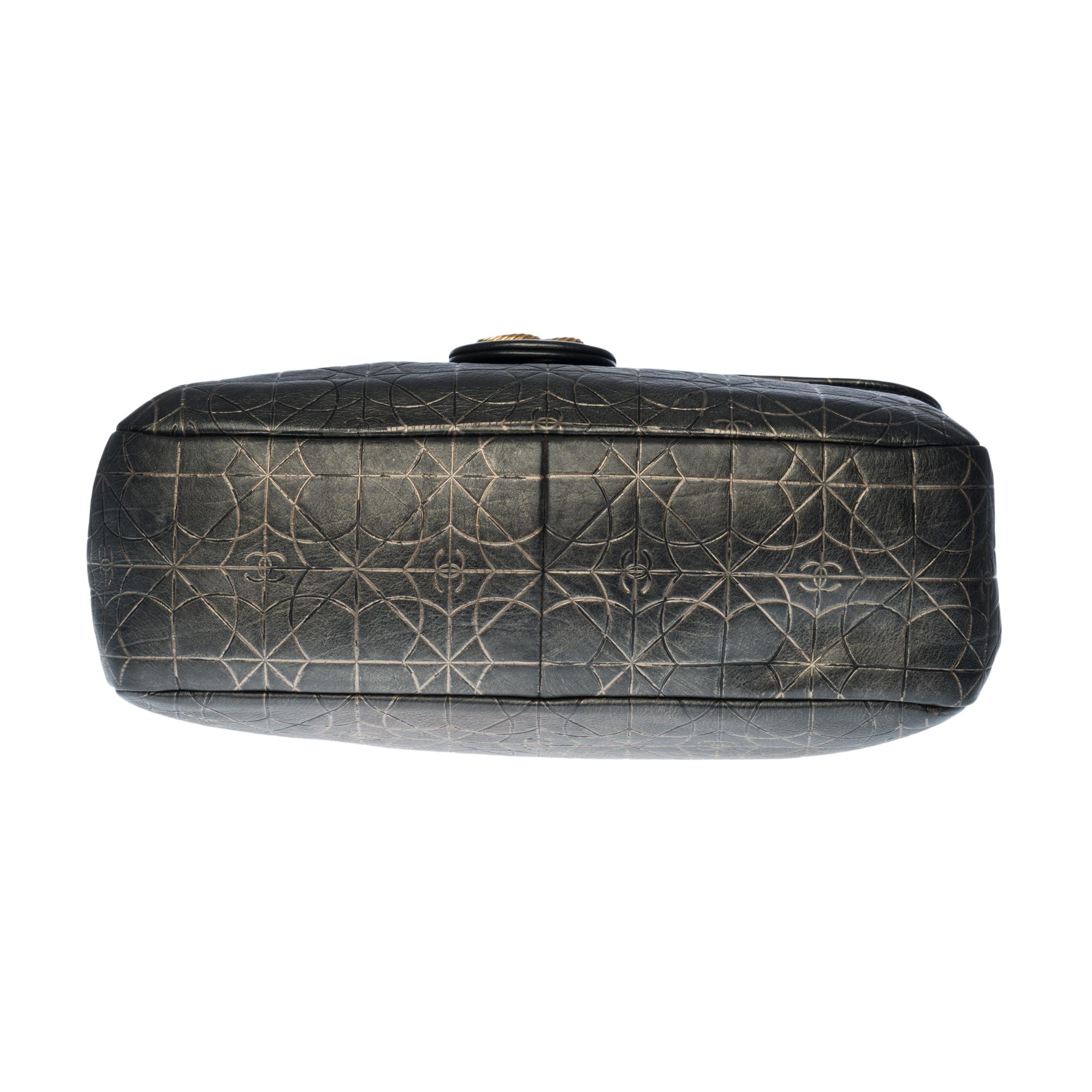 Chanel Classic Jumbo shoulder bag in embossed metallic lambskin leather, GHW 3