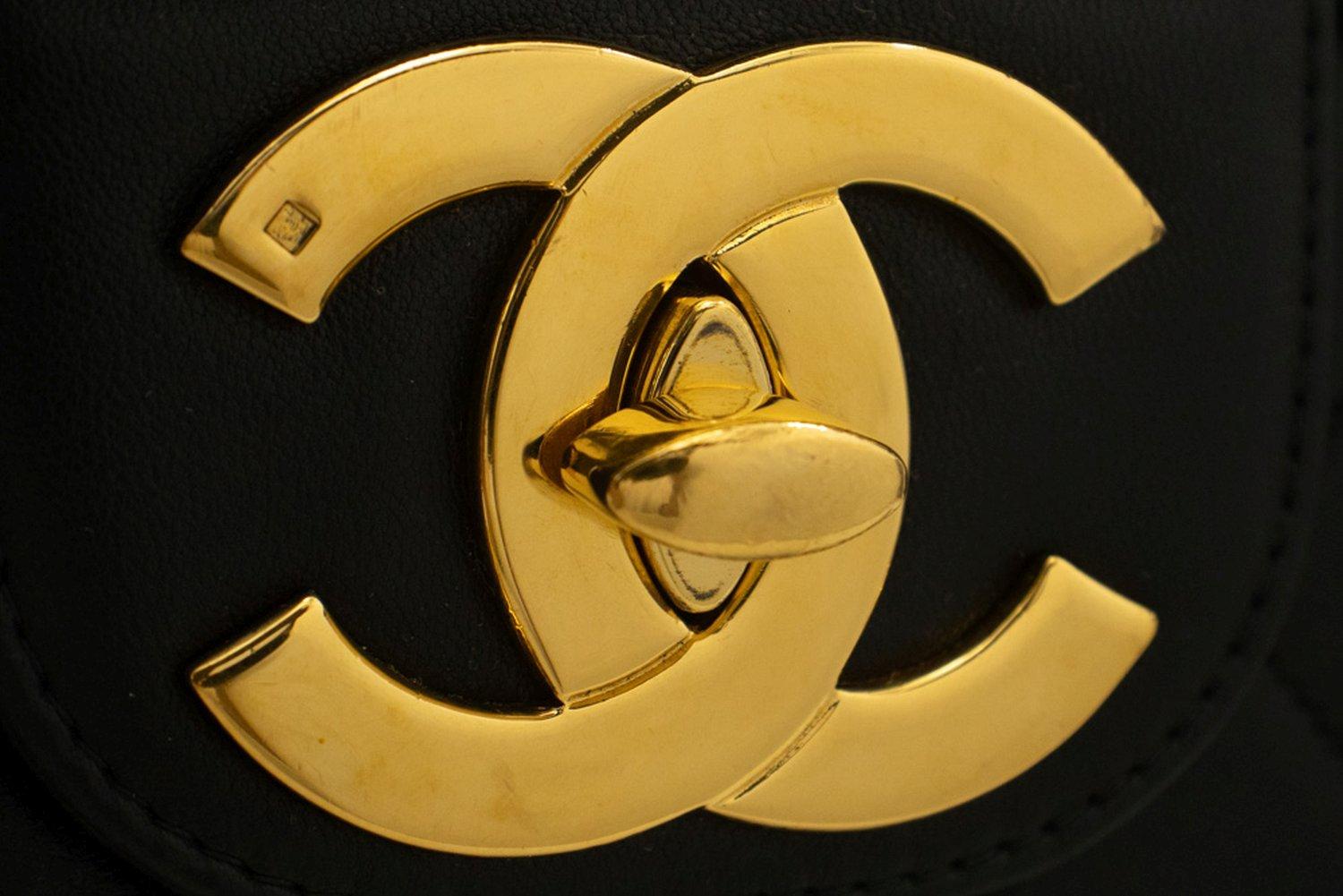 CHANEL Classic Large 11