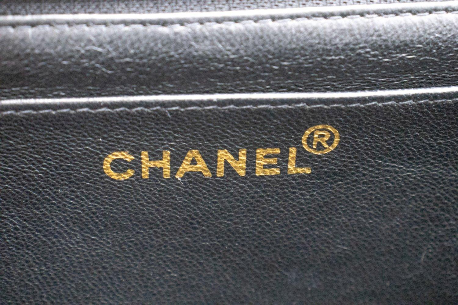 CHANEL Classic Large 11