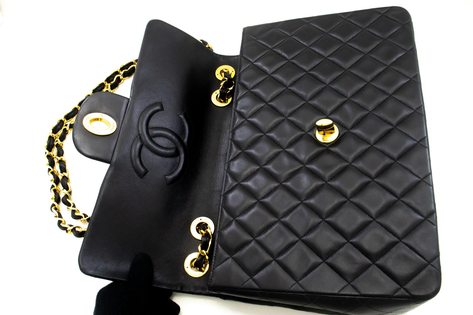 CHANEL Classic Large 13