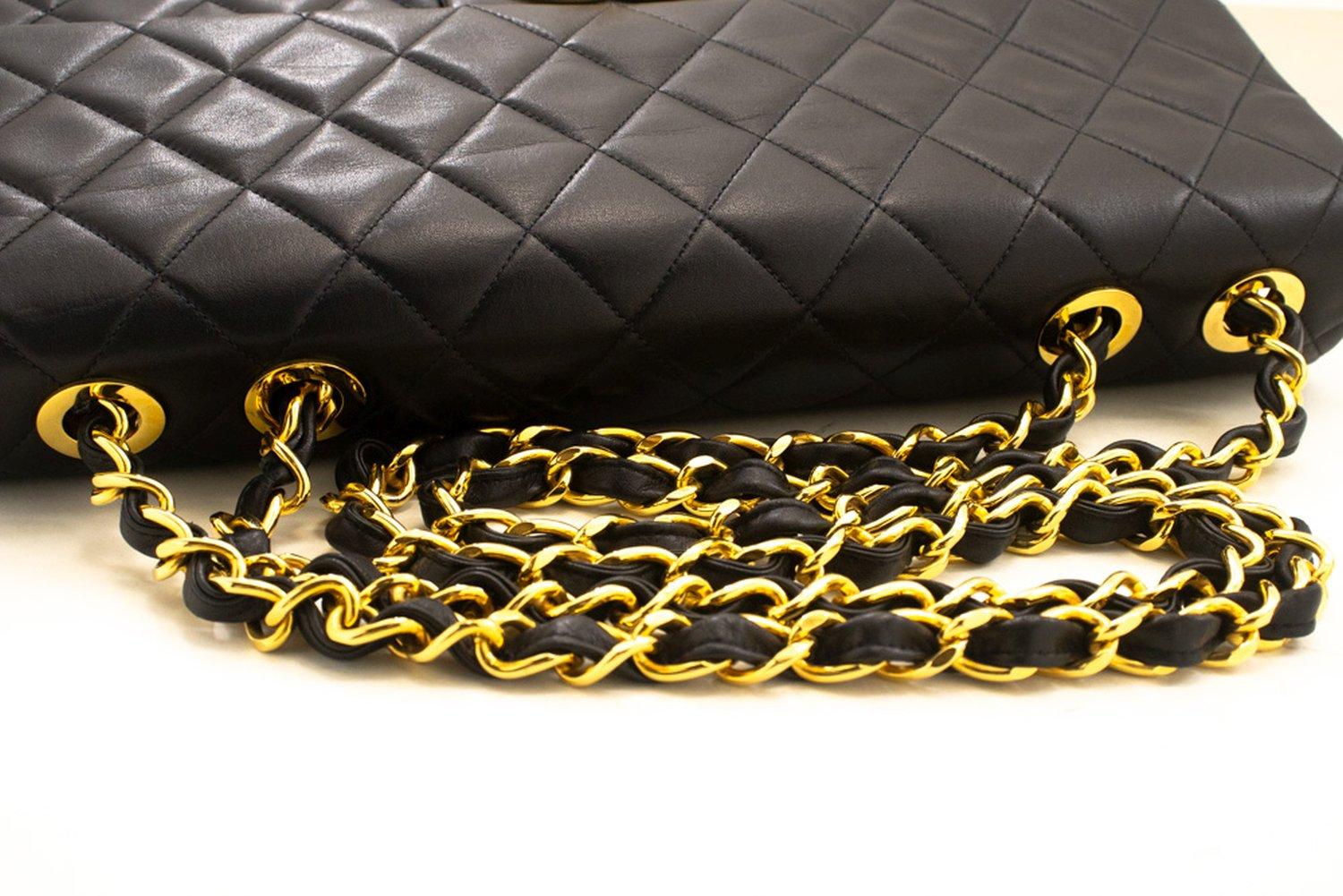 CHANEL Classic Large 13
