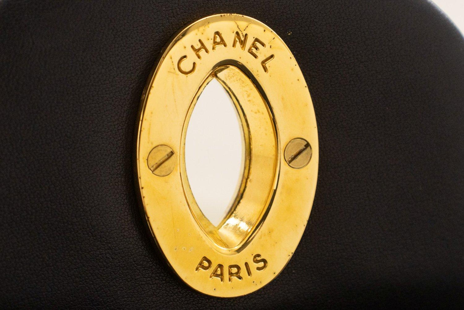 CHANEL Classic Large 13