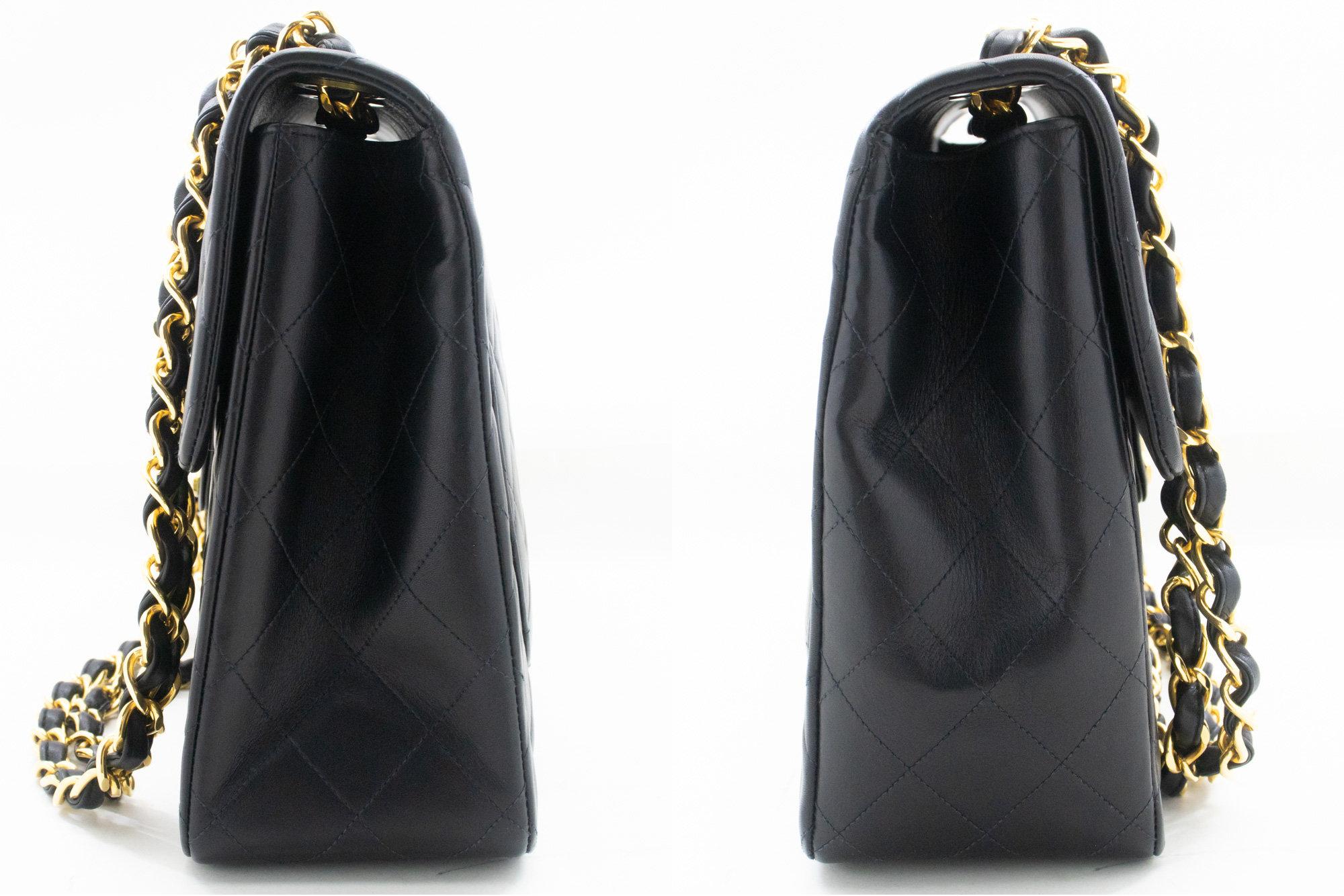 CHANEL Classic Large 13