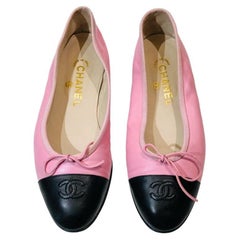 Chanel Classic Leather Bow  “CC” Lambskin Bi-Toned Pink/Black Ballet Flats