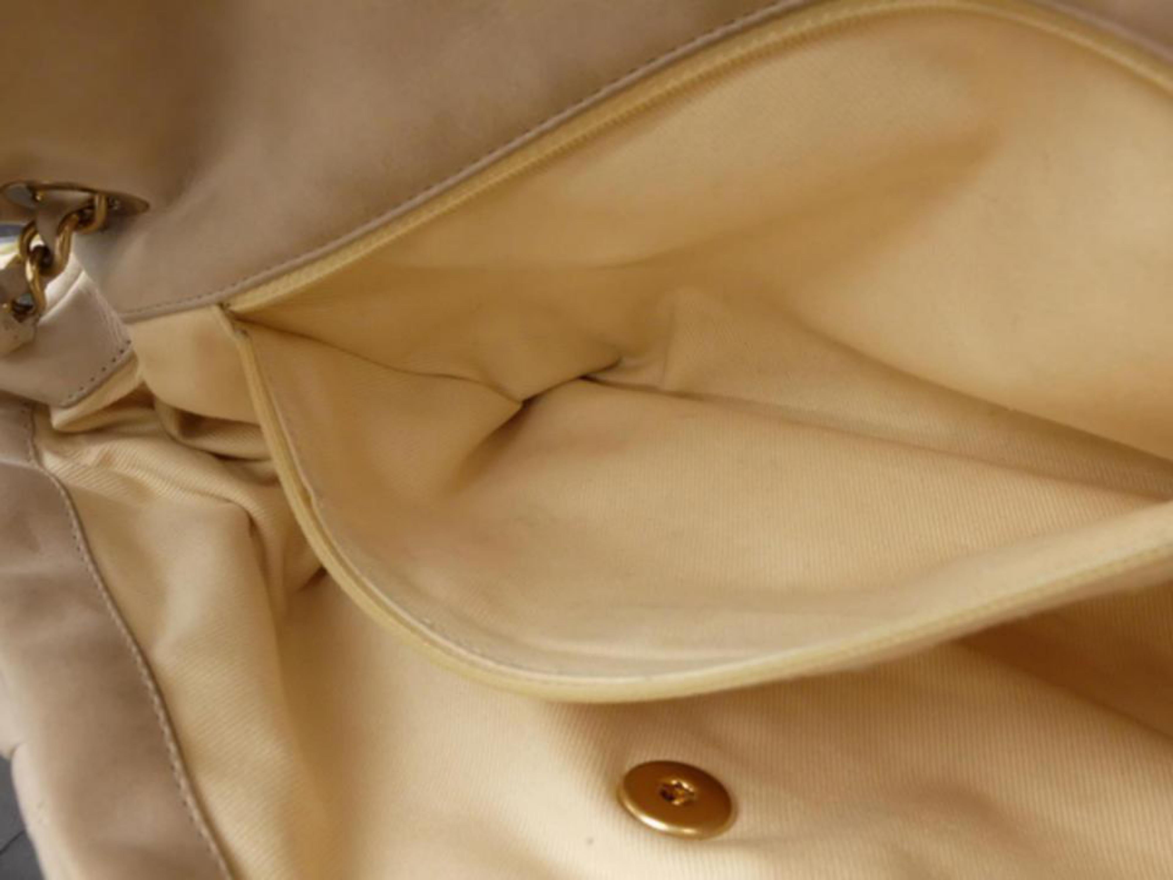 Chanel Classic Light Quilted Jumbo Flap 234109 Beige Leather Shoulder Bag For Sale 3