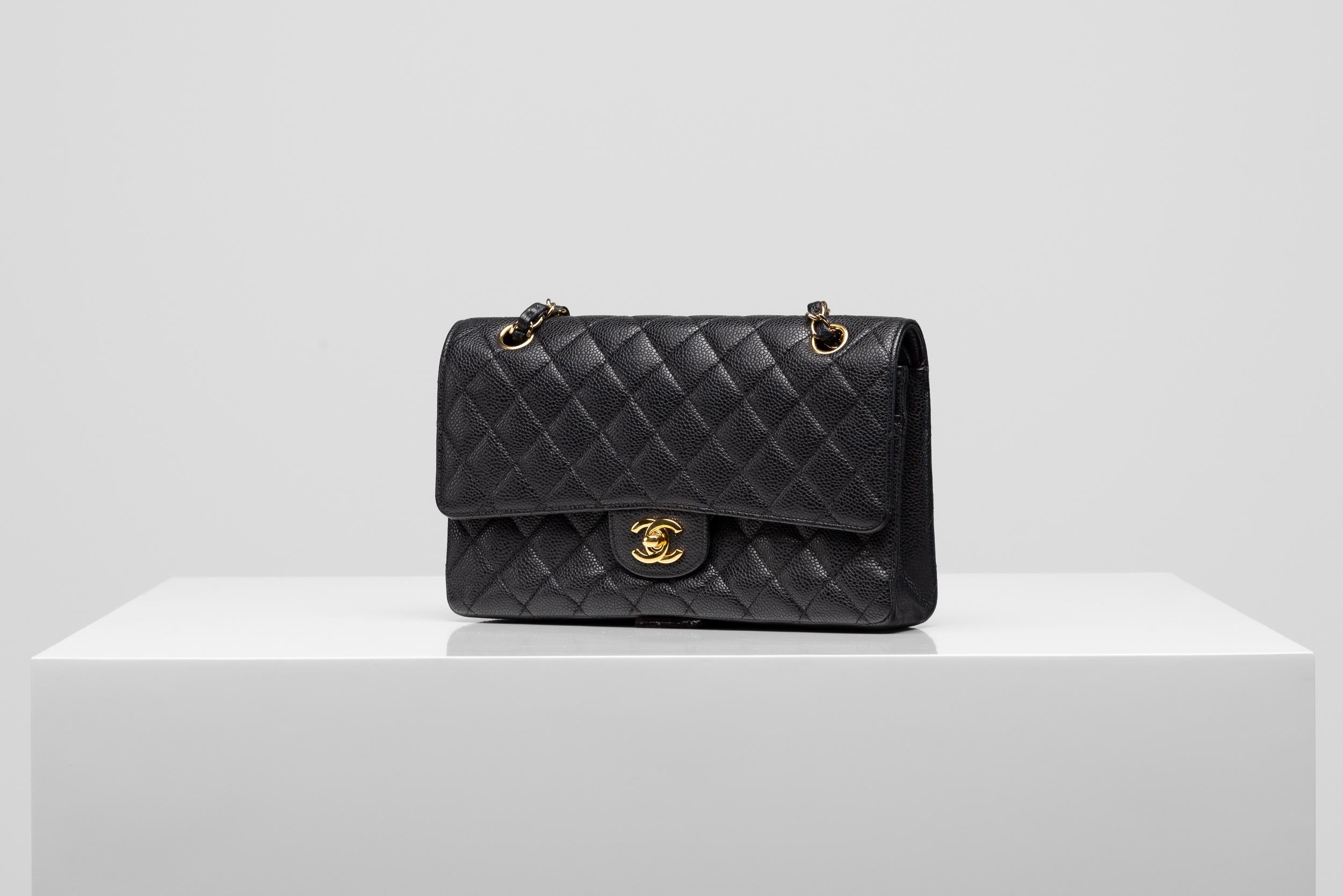 chanel classic flap white gold hardware
