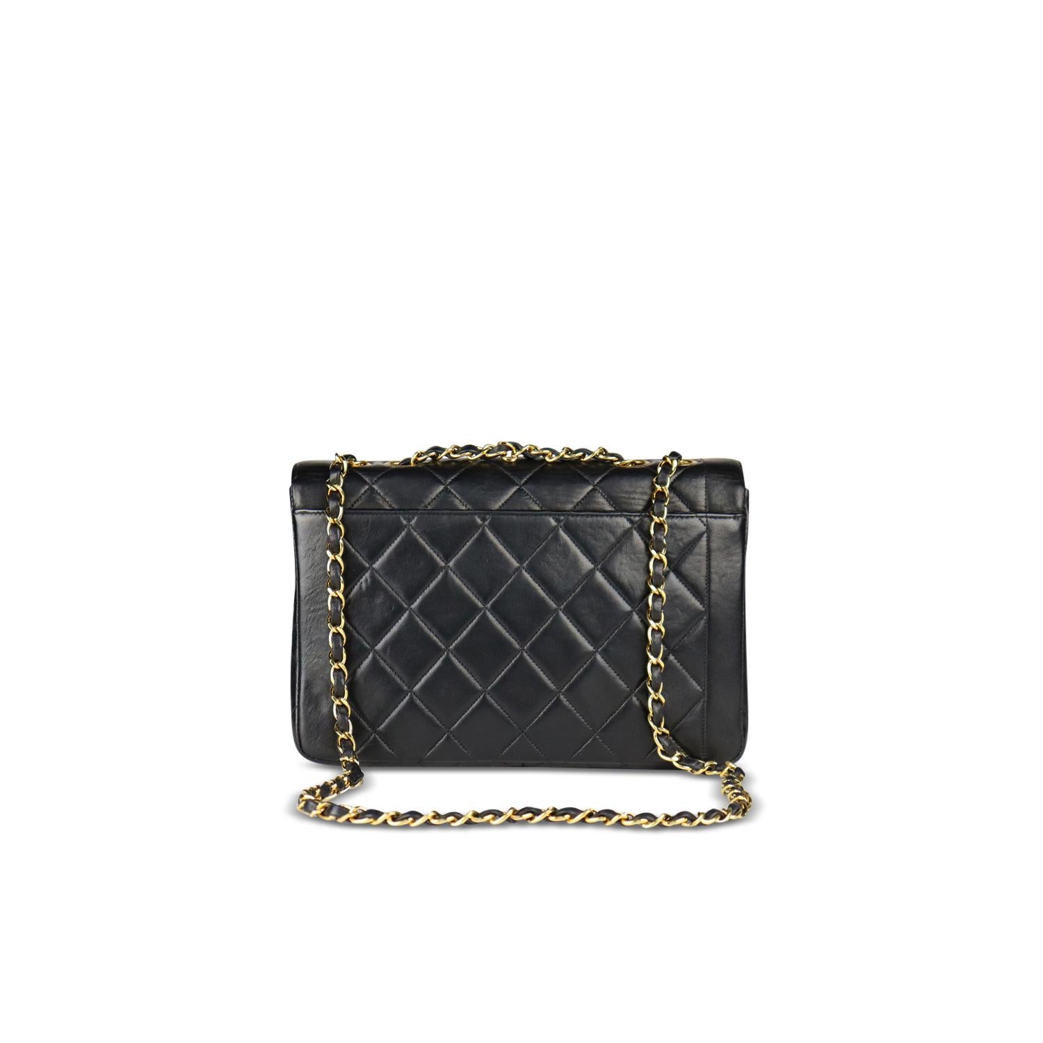 Black Chanel Classic Medium Single Crossbody Flap Bag For Sale