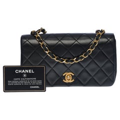 Chanel Classic Mini Full Flap Umhängetasche aus schwarzem gestepptem Lammleder und GHW