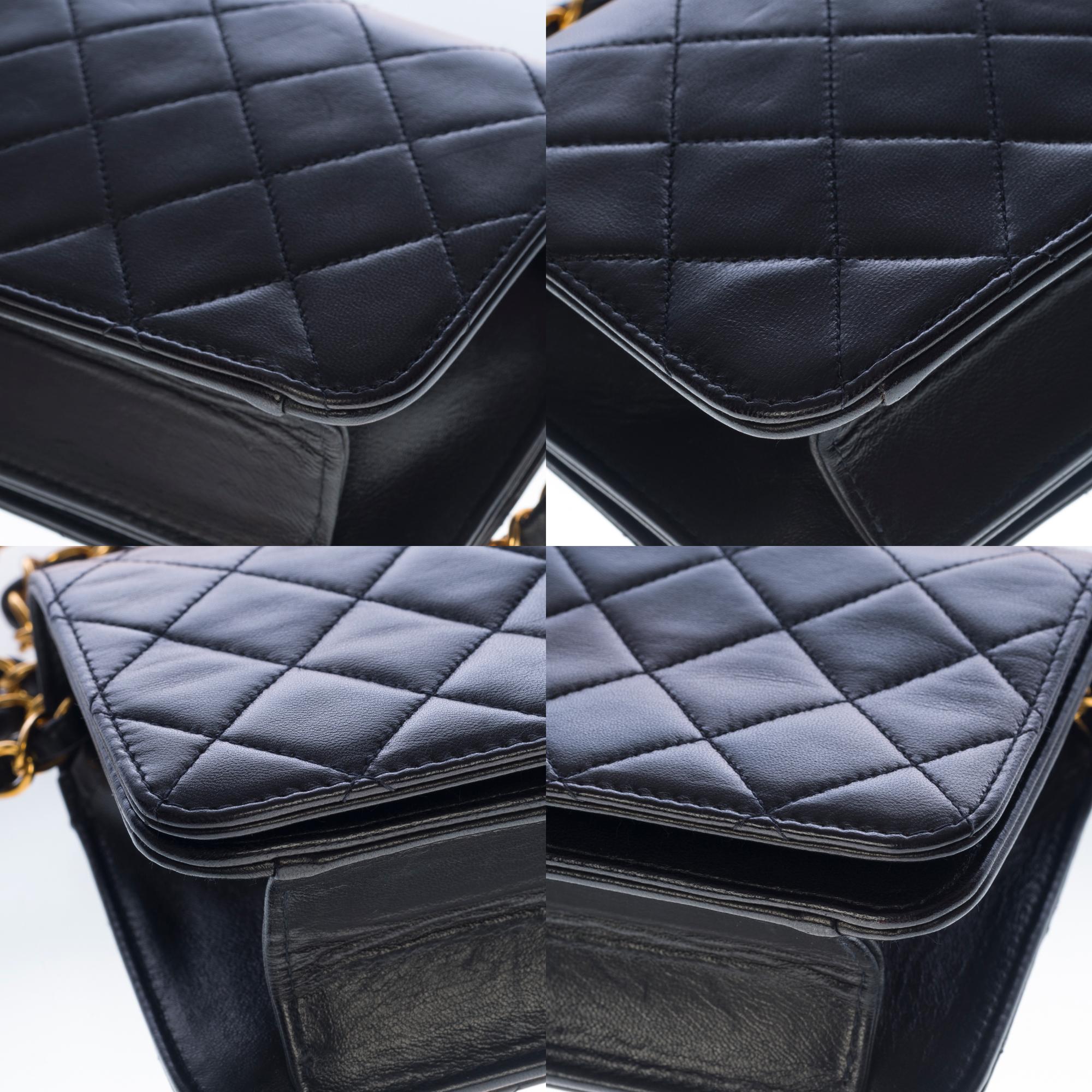 Chanel Classic Mini Full Flap shoulder bag in black quilted lambskin leather, GHW 6
