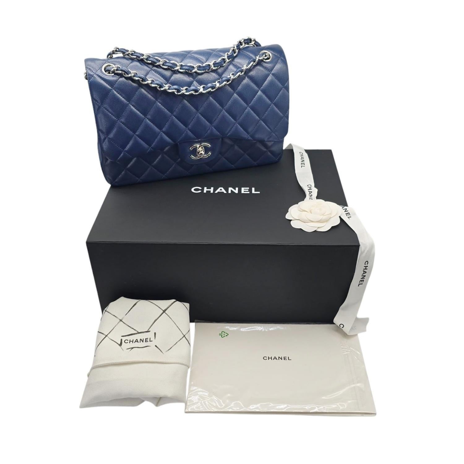 Chanel Classic Quilted Caviar Jumbo Double Flap Bag 6