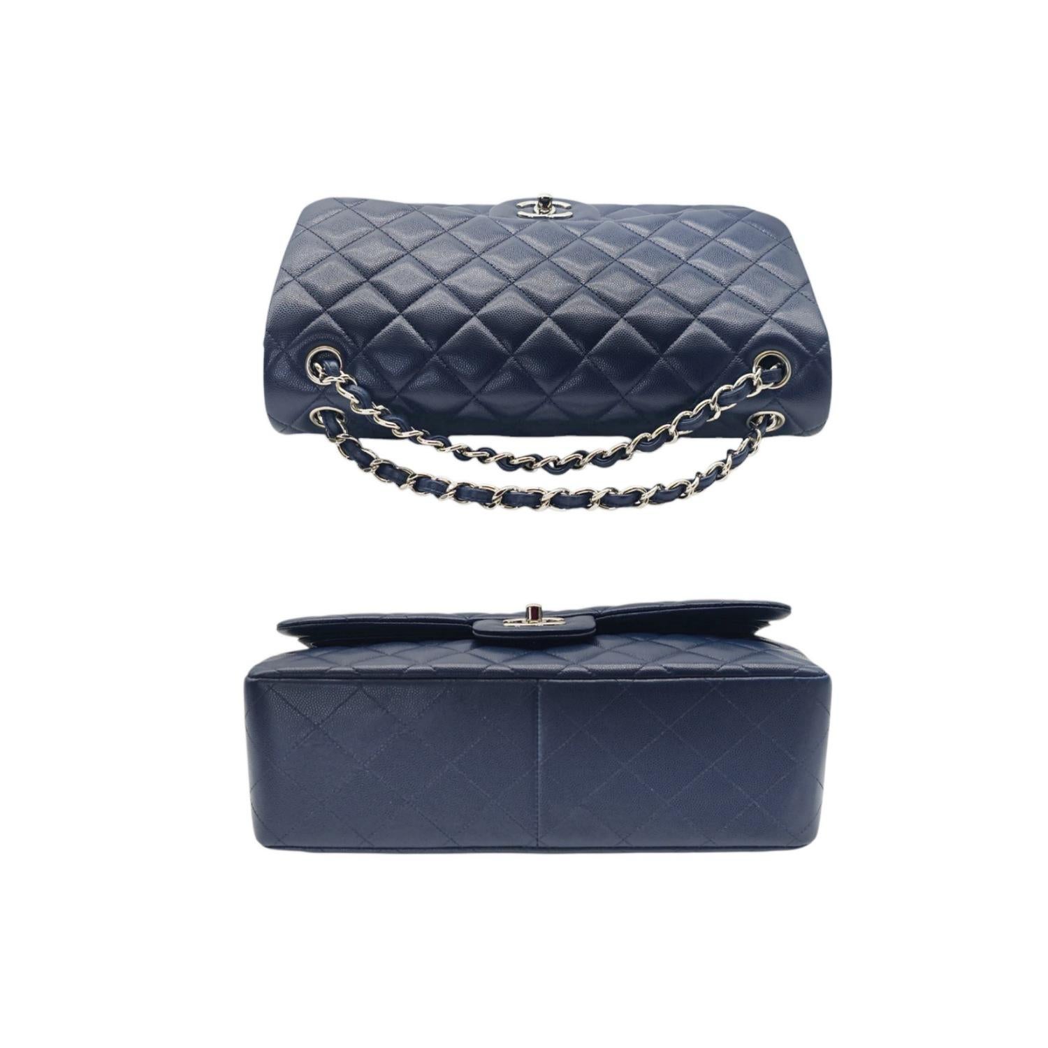 Women's Chanel Classic Quilted Caviar Jumbo Double Flap Bag