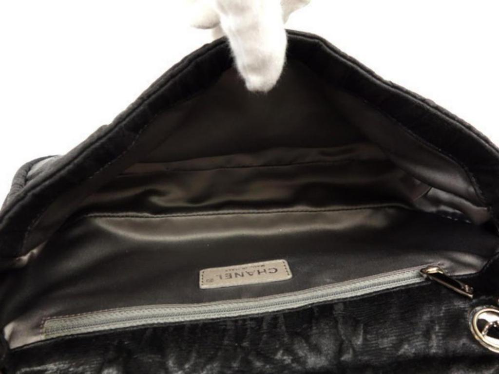 Chanel Classic Quilted Jumbo Chain Flap 232847 Black Nylon Shoulder Bag In Good Condition For Sale In Forest Hills, NY