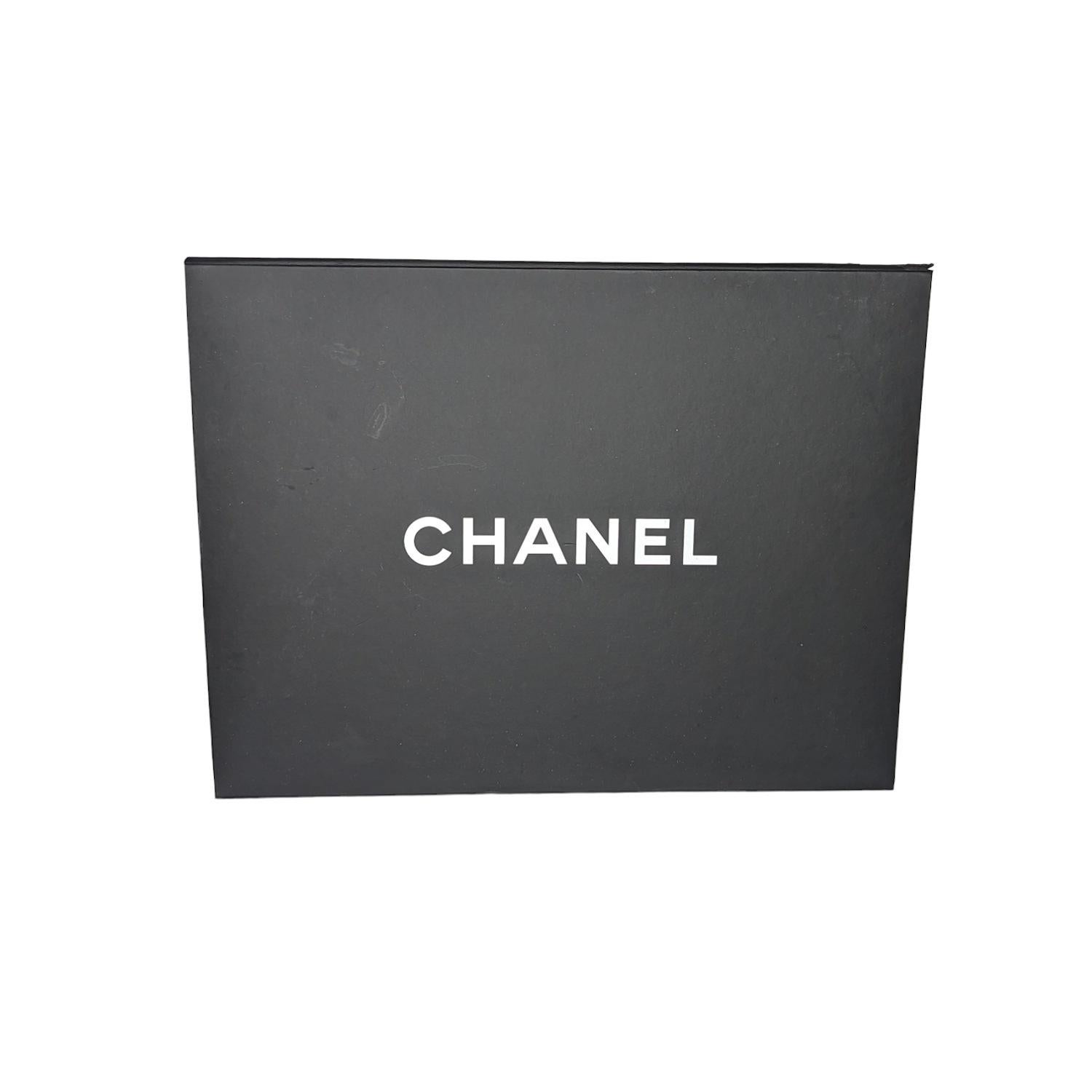 Chanel Classic Quilted Lambskin Double Maxi Flap For Sale 6