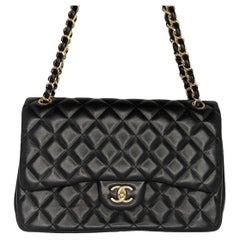 Chanel Classic Gestepptes Lammfell Double Maxi Flap