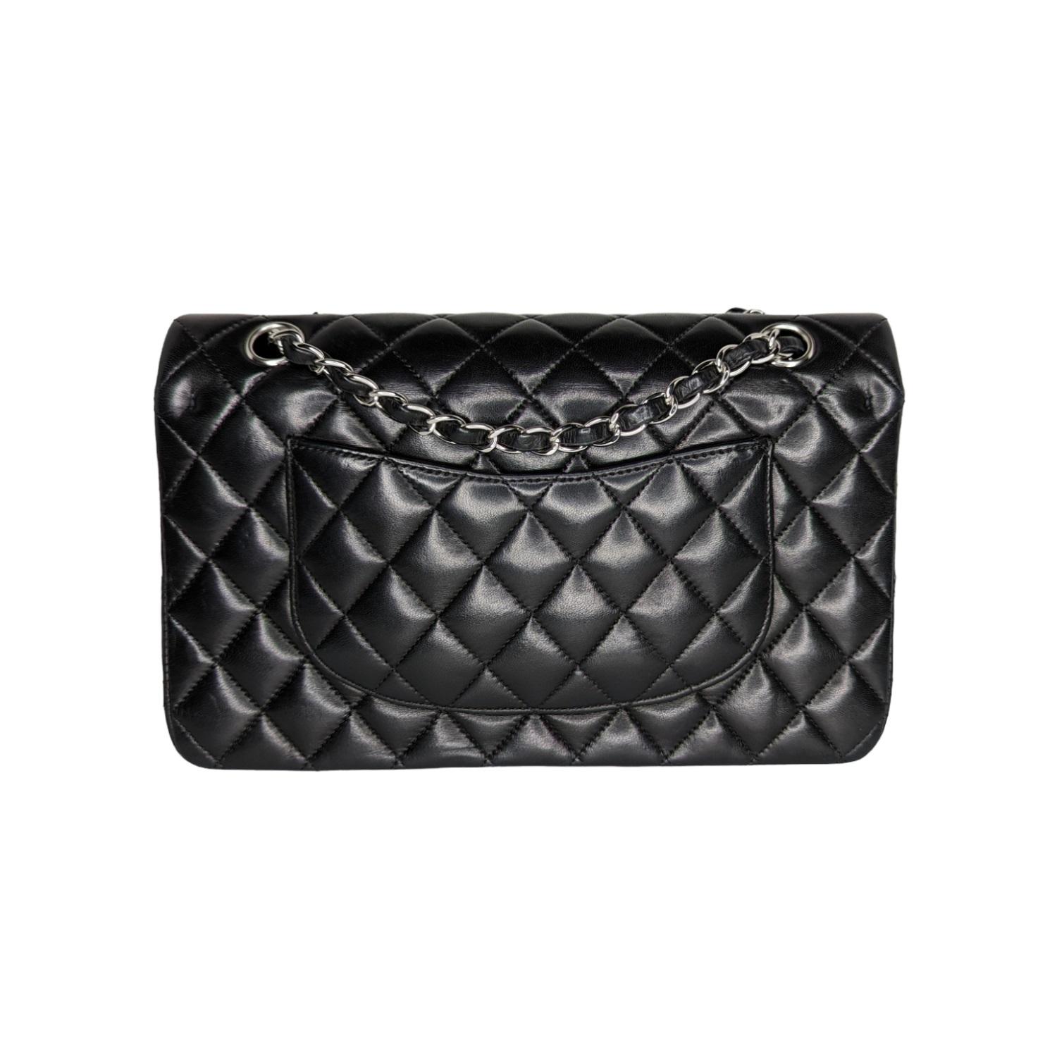 Chanel Classic Quilted Lambskin Double Medium Flap In Good Condition In Scottsdale, AZ
