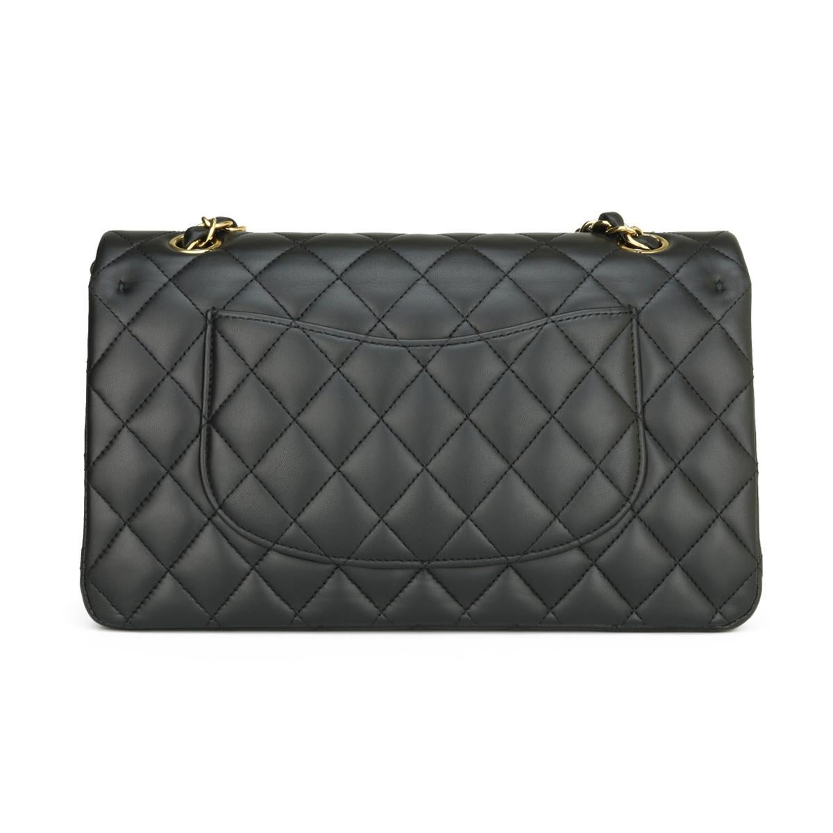 chanel medium double flap bag