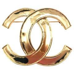 Chanel Classic Rare Vintage Gold Plated CC Large Brooch
