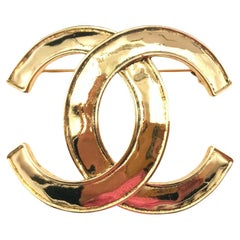 Chanel Classic Rare Retro Gold Plated CC Large Brooch 