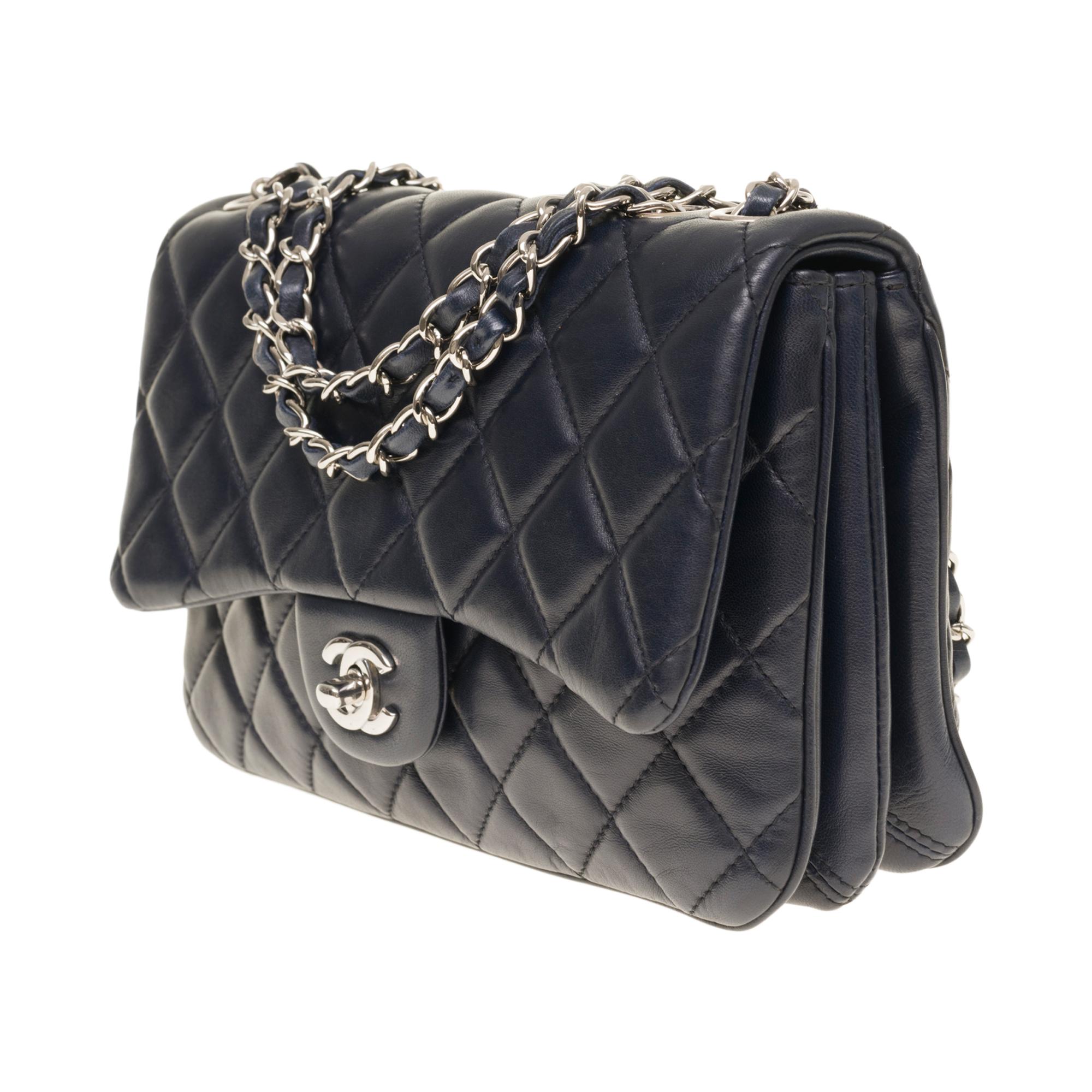 Black Chanel Classic shoulder bag in Navy blue quilted lambskin leather, SHW